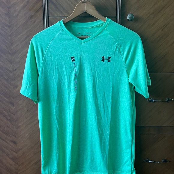 Bundle of Men’s Under Armour Shirts - Picture 2 of 14